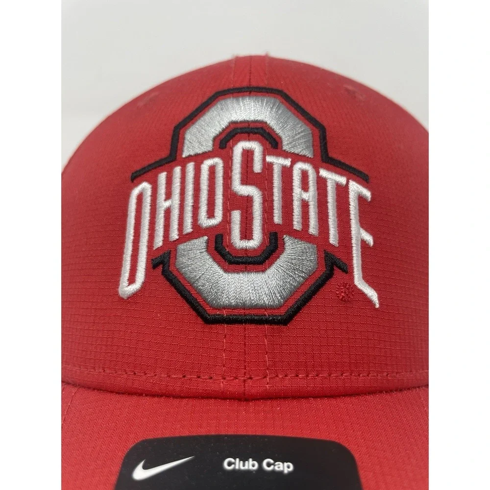 Nike Ohio State Buckeyes Hat Strapback‎ Club Precurve Adjustable Cap Red Silver